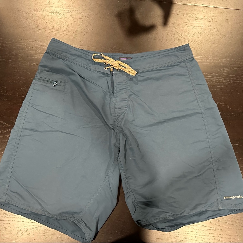 Patagonia Men's Hydropeak Boardshorts - 21" size 36